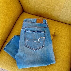 American Eagle blue jean jeggings size 10/Long